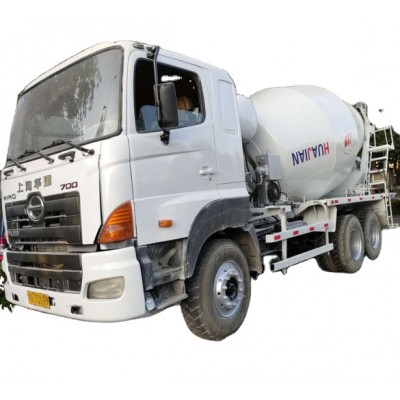 Used 10 CBM Concrete Mixer Truck, high quality Hino 700 mixer truck 6*4